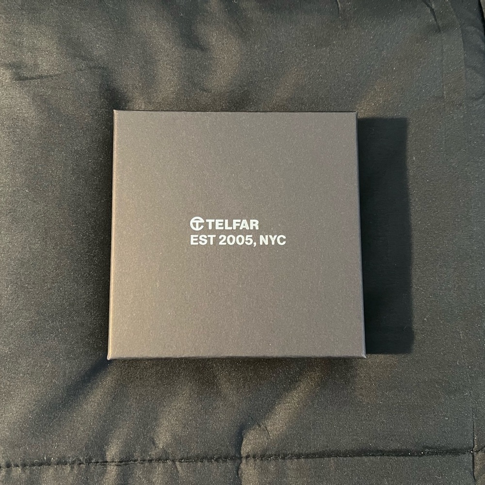 Telfar Wallet-Silver - Picture 2 of 7